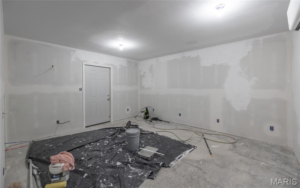 3627 County Road 2120 Property Photo 22
