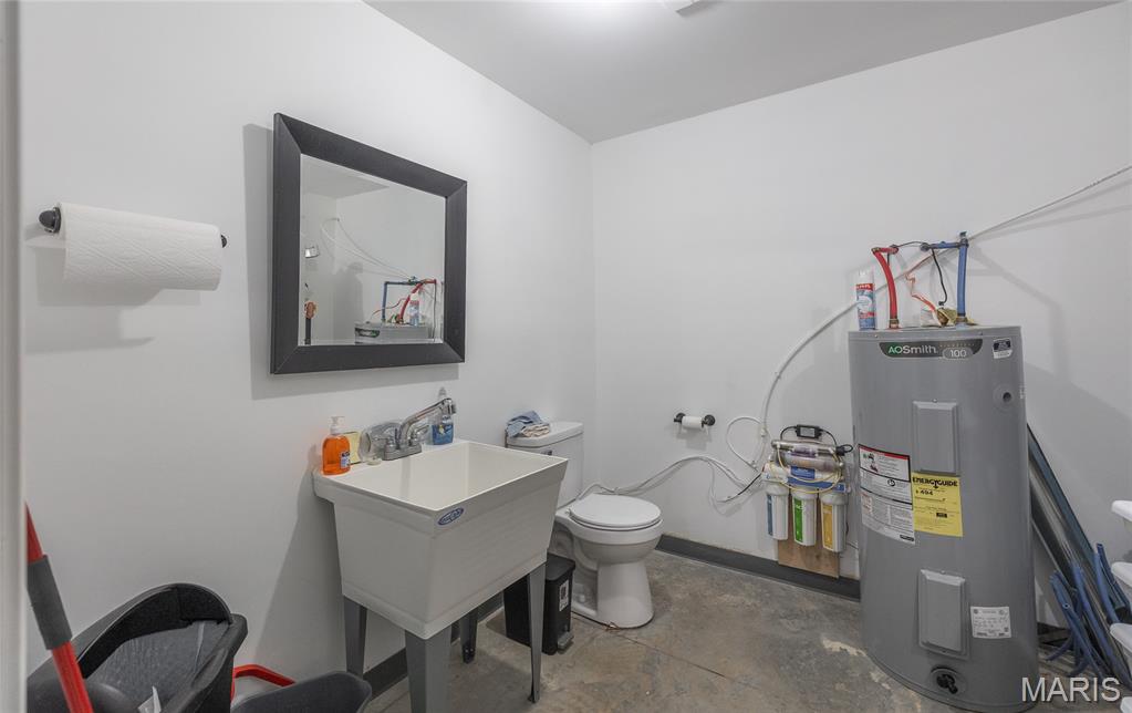 3627 County Road 2120 Property Photo 33