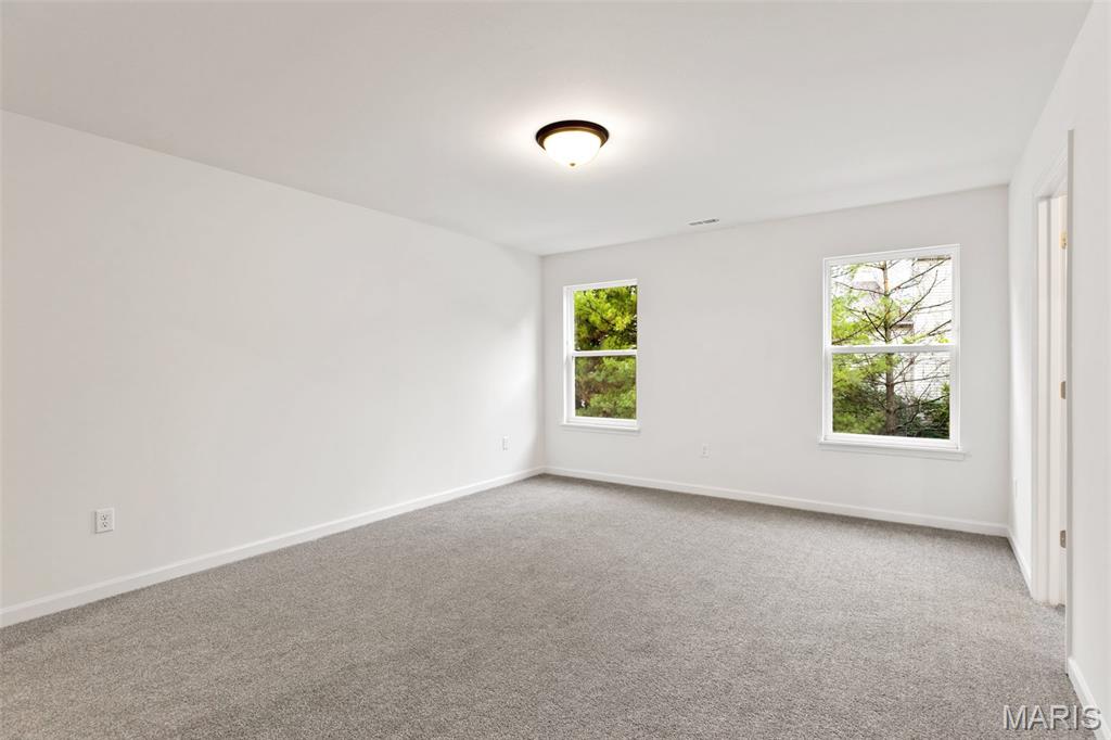 37 Fairmount Grove Drive Property Photo 12