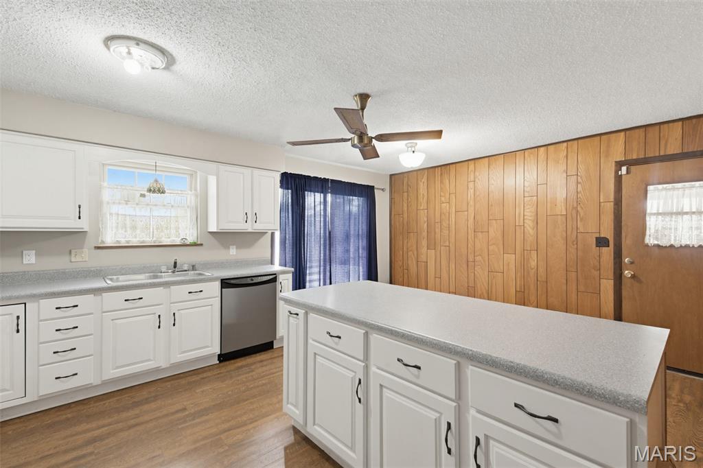 1004 Barton Road Property Photo 11