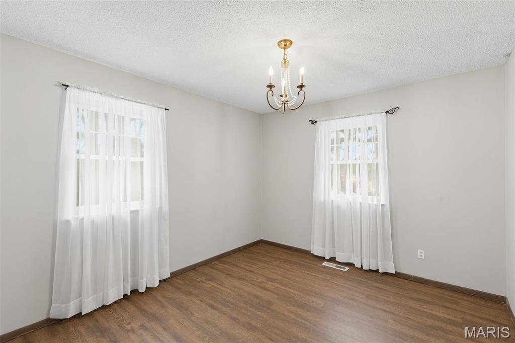 1004 Barton Road Property Photo 13
