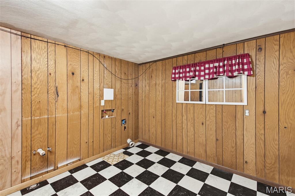 1004 Barton Road Property Photo 16