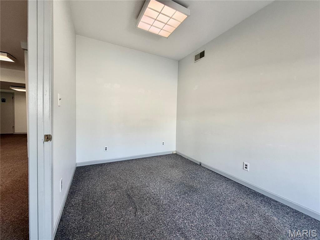 3544 Oxford Property Photo 7