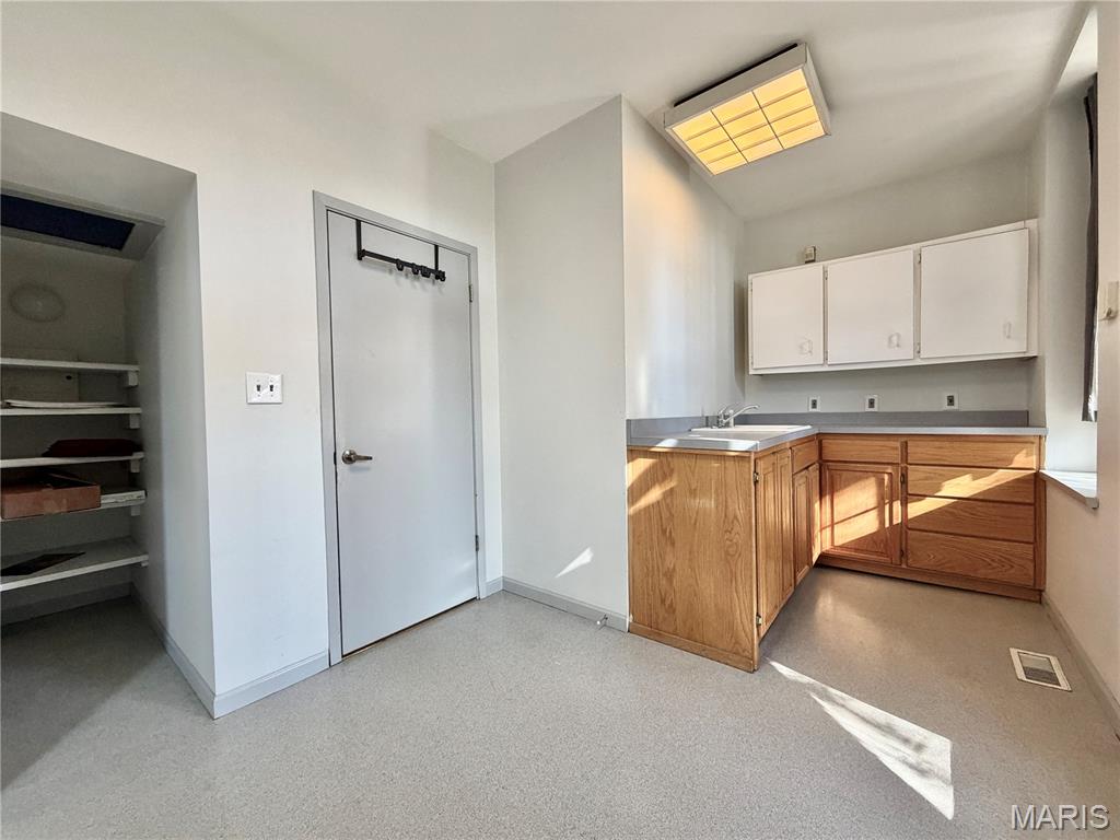 3544 Oxford Property Photo 14