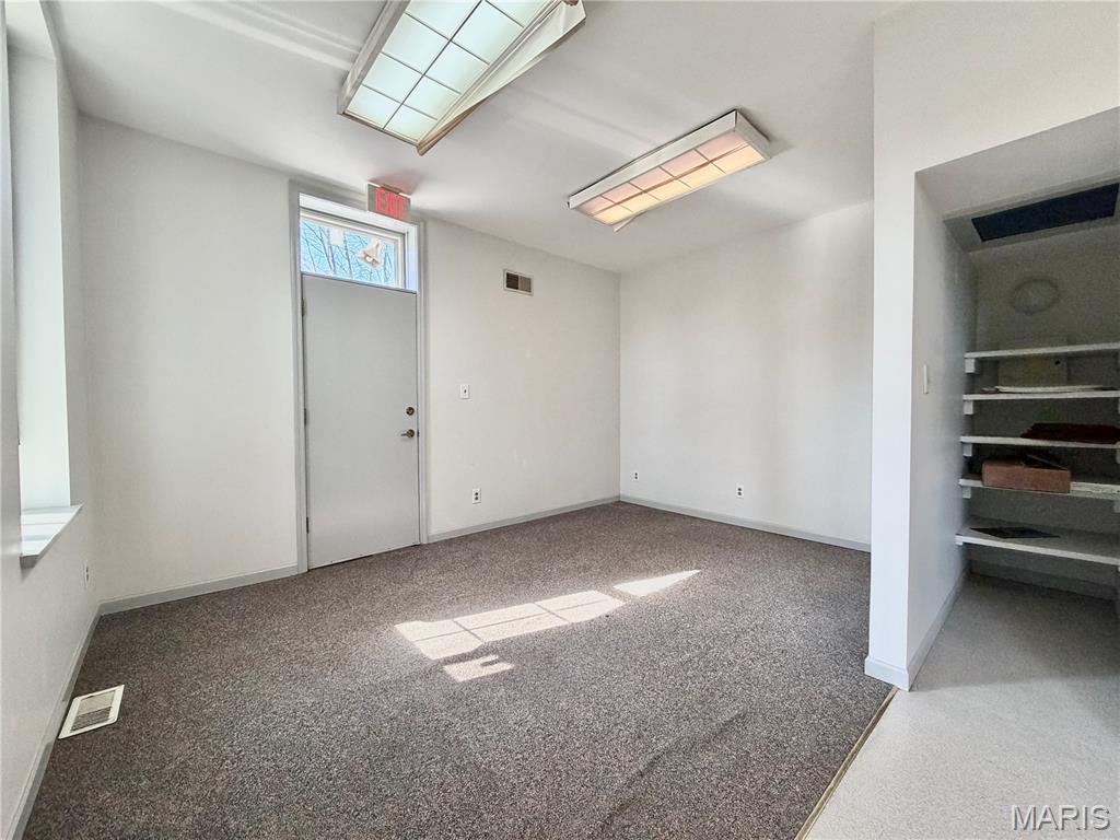3544 Oxford Property Photo 16