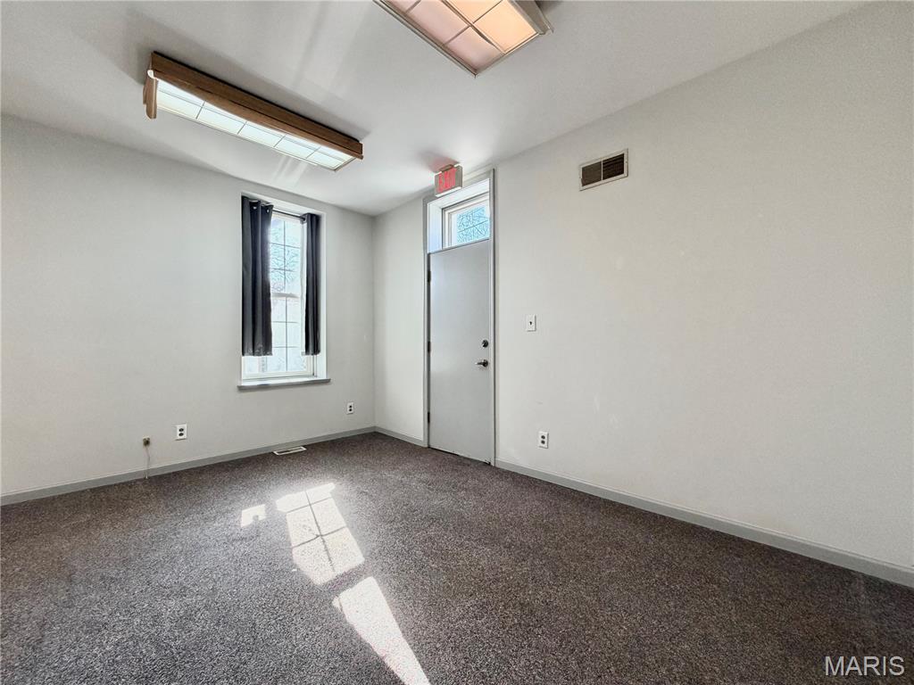 3544 Oxford Property Photo 17