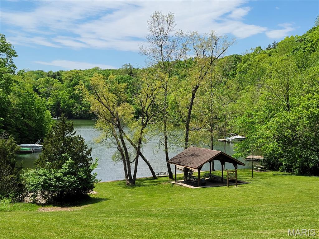1092 Forest Way Property Photo 20