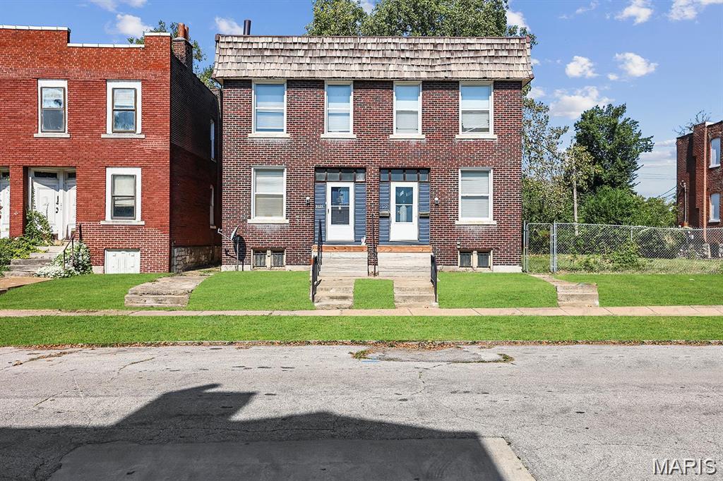 3125 Clay Avenue Property Photo 1