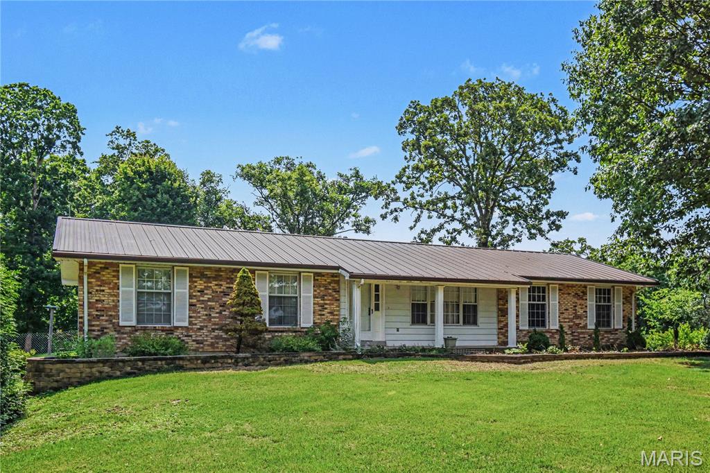 5520 Highway T Property Photo 3