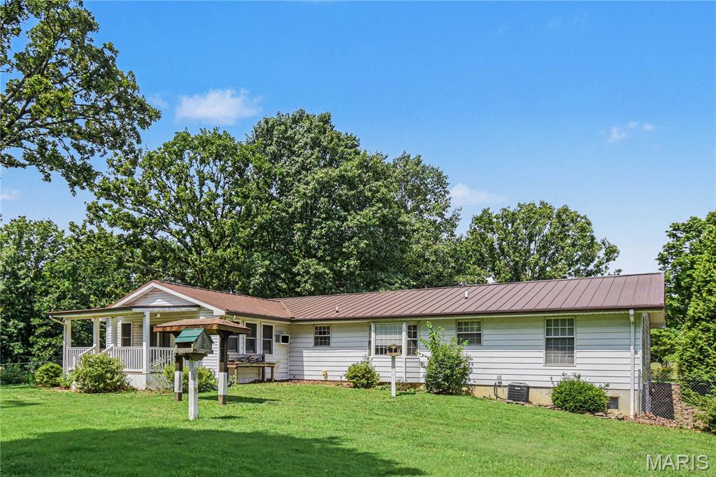 5520 Highway T Property Photo 6