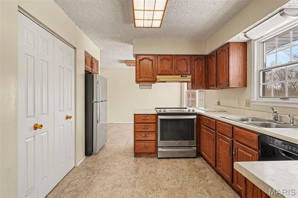5520 Highway T Property Photo 15