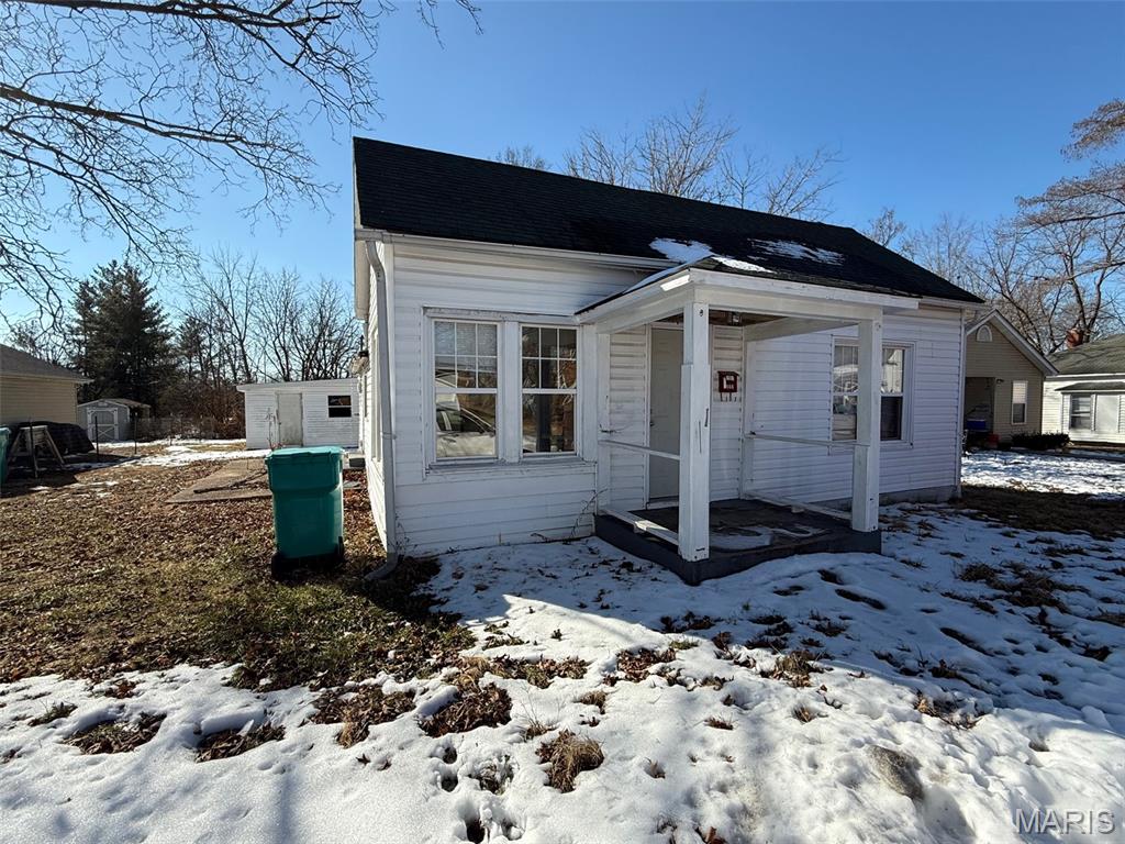 222 Miller Street Property Photo 1