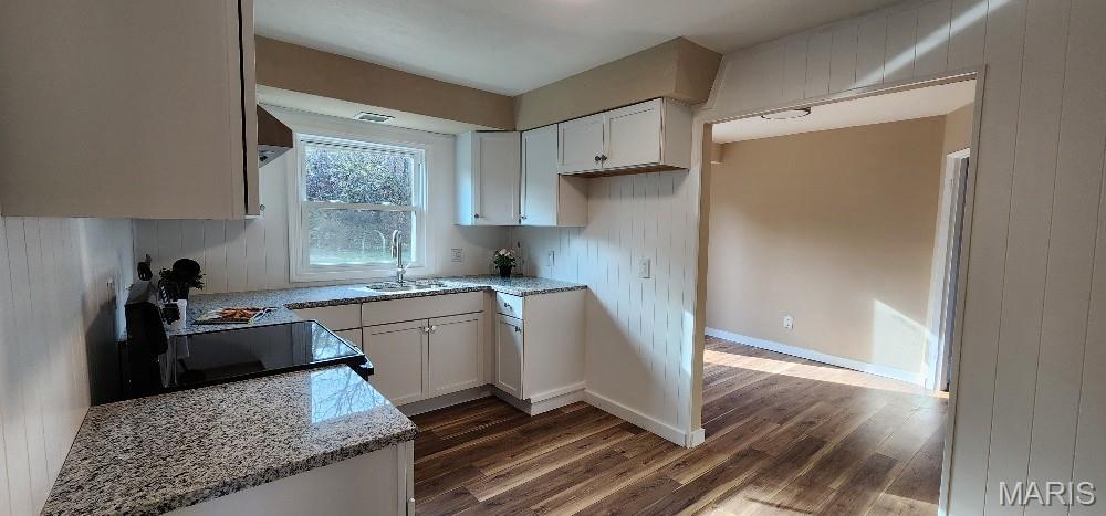 8419 Falmouth Drive Property Photo 8