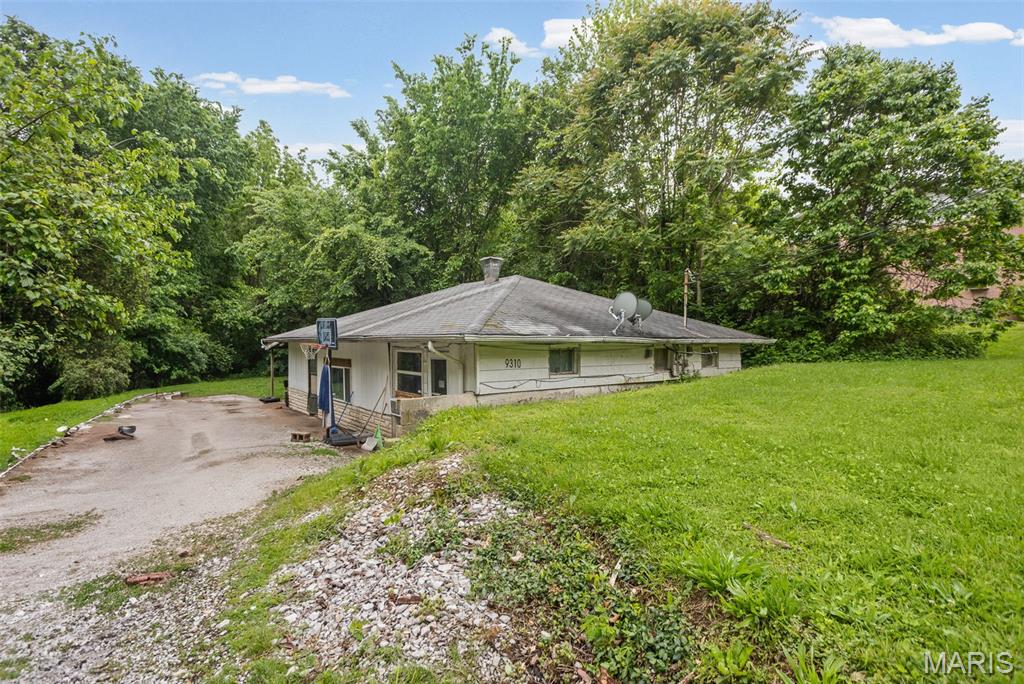 9310 Richfield Road Property Photo 11