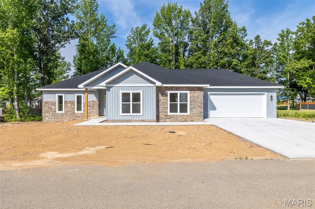 246 Berkshire Drive Property Photo 1
