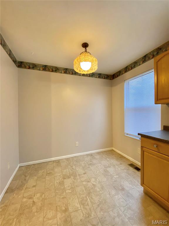 3865 Crest Circle Property Photo 8