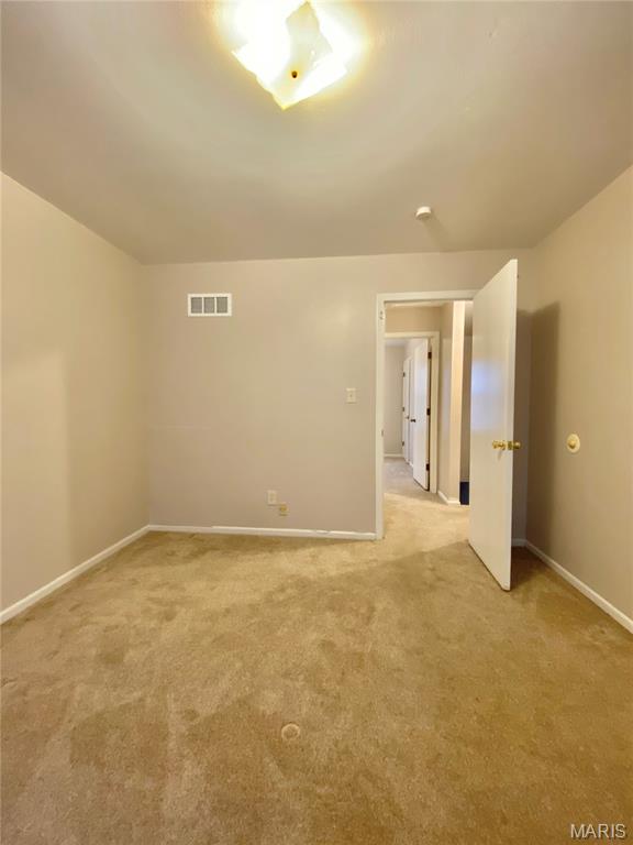 3865 Crest Circle Property Photo 11