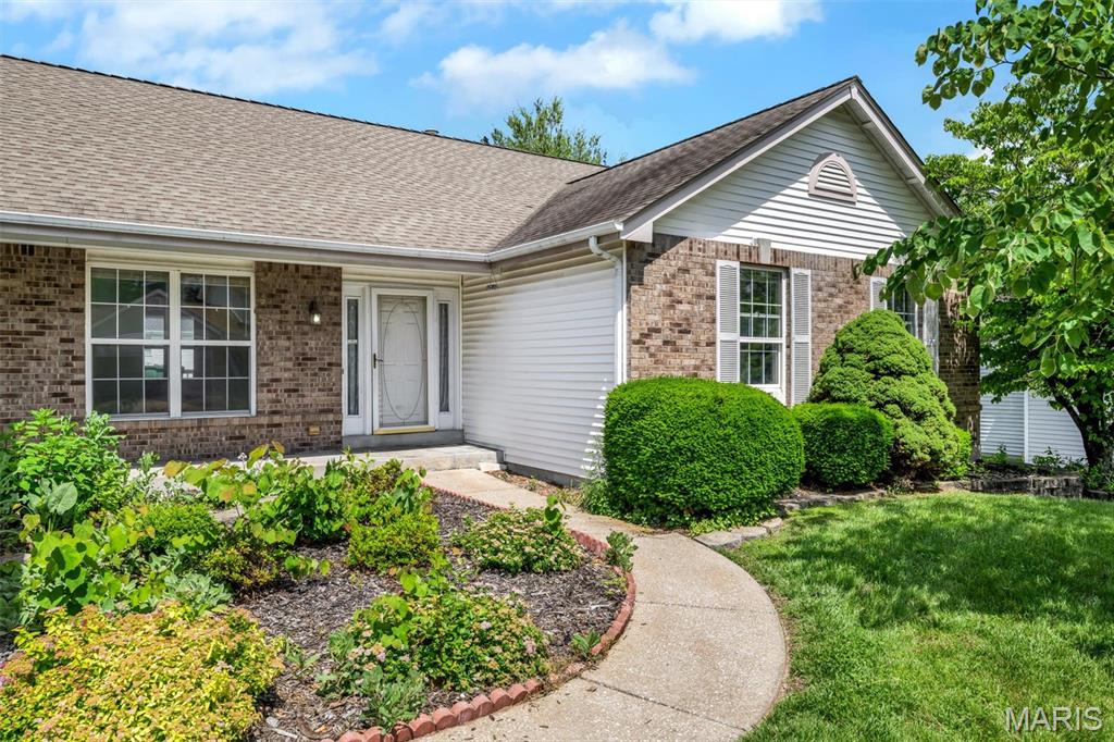 1828 Chateau Du Mont Drive Property Photo 3