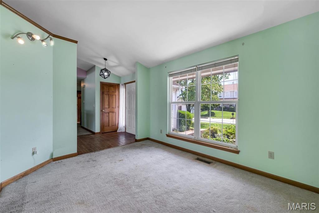 1828 Chateau Du Mont Drive Property Photo 8