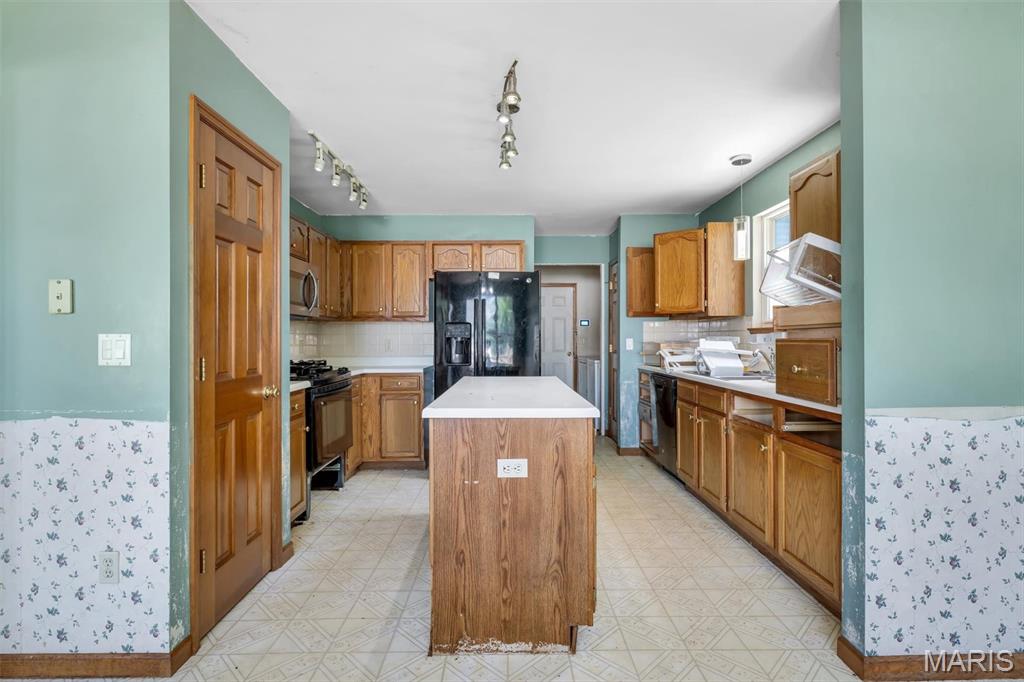 1828 Chateau Du Mont Drive Property Photo 14