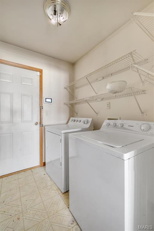 1828 Chateau Du Mont Drive Property Photo 15