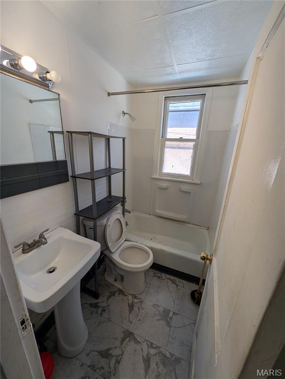 8363 Eton Place Property Photo 6