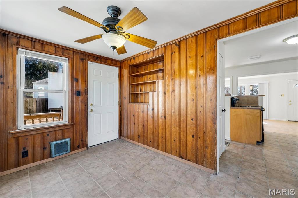 2045 Bainbridge Drive Property Photo 14