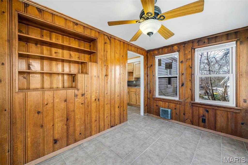 2045 Bainbridge Drive Property Photo 15