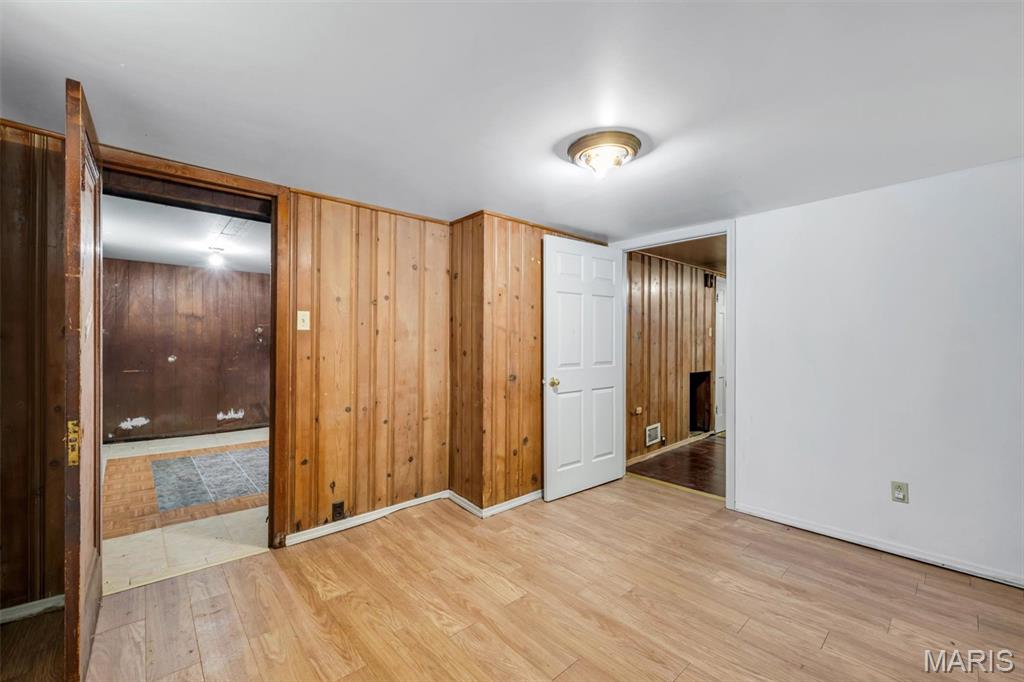 2045 Bainbridge Drive Property Photo 28