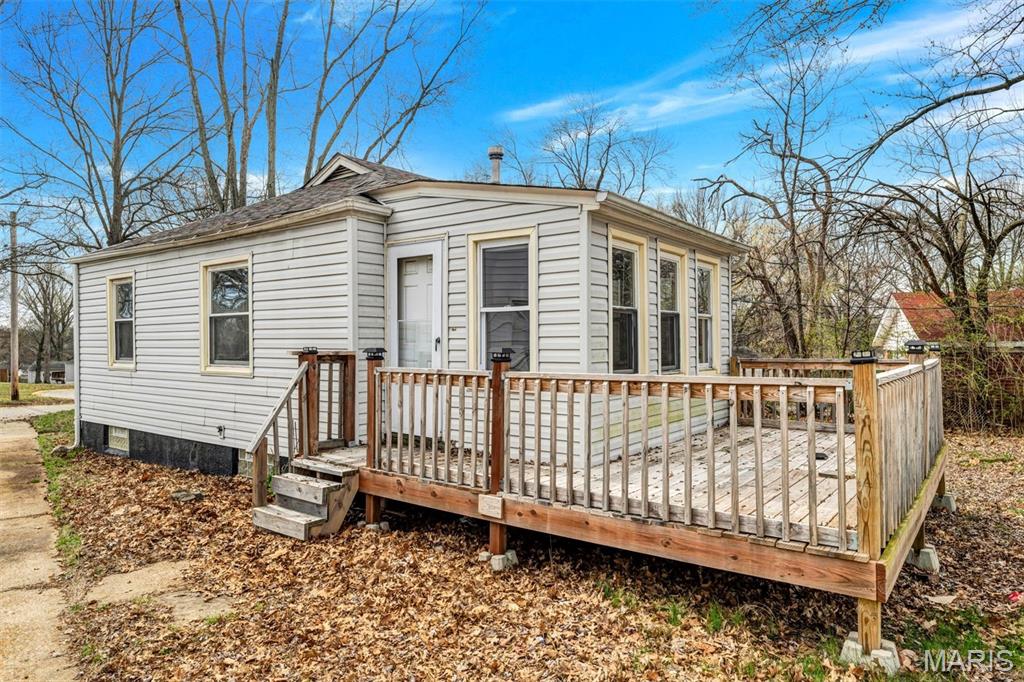 2045 Bainbridge Drive Property Photo 30