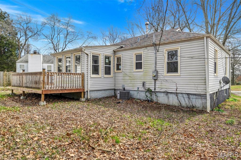 2045 Bainbridge Drive Property Photo 31