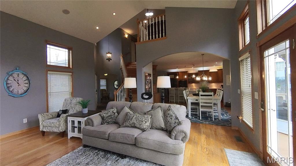610 Oak Park Boulevard Property Photo 20
