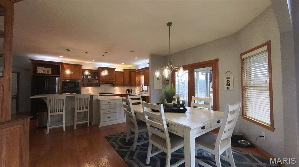 610 Oak Park Boulevard Property Photo 26