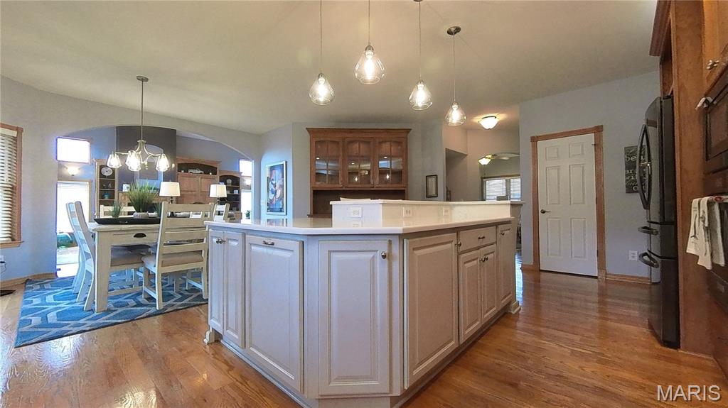 610 Oak Park Boulevard Property Photo 27