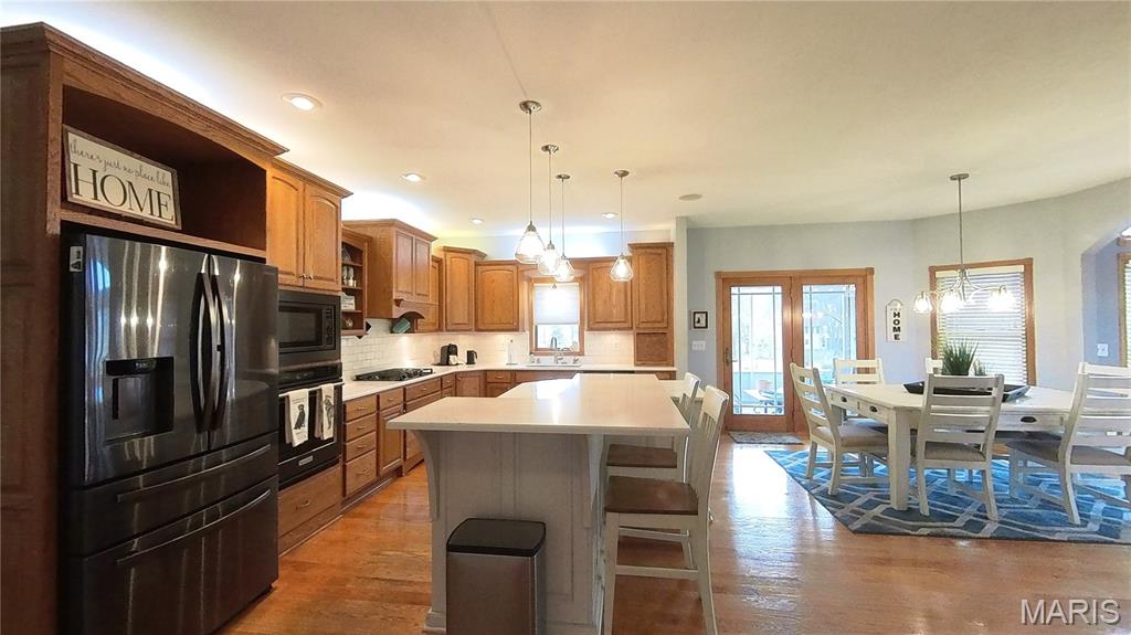 610 Oak Park Boulevard Property Photo 30
