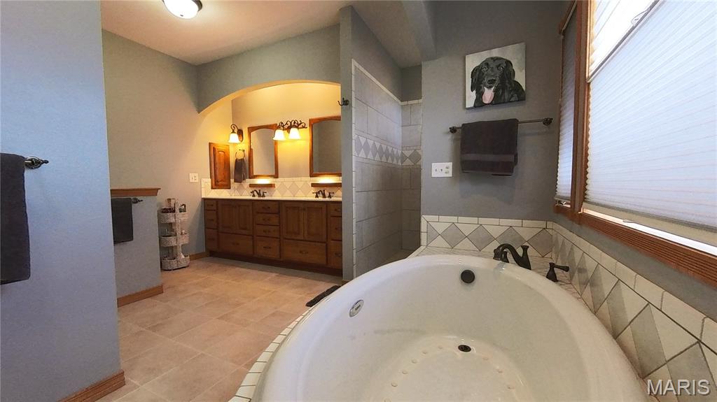 610 Oak Park Boulevard Property Photo 45