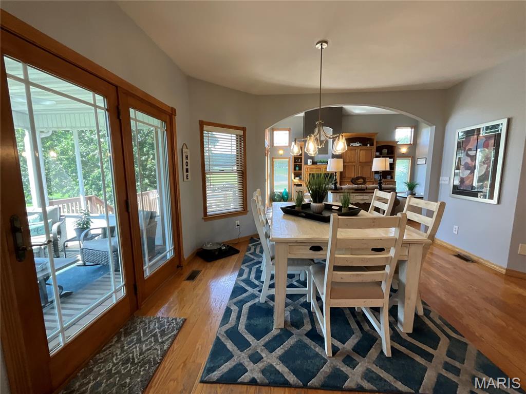 610 Oak Park Boulevard Property Photo 63