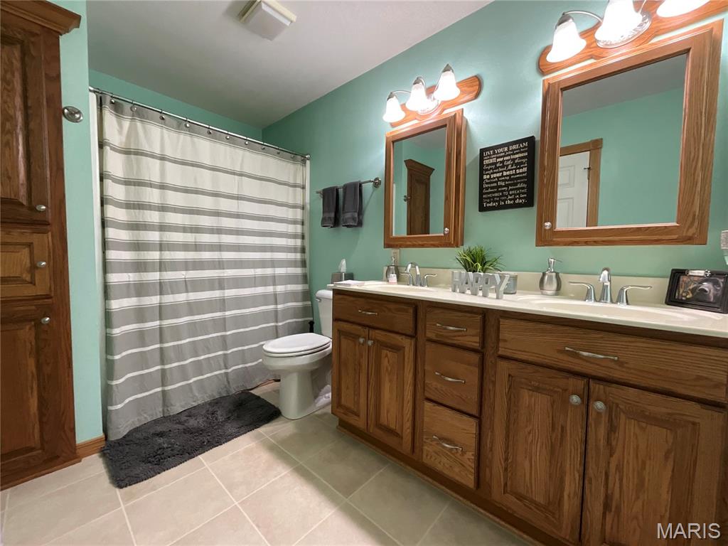 610 Oak Park Boulevard Property Photo 69