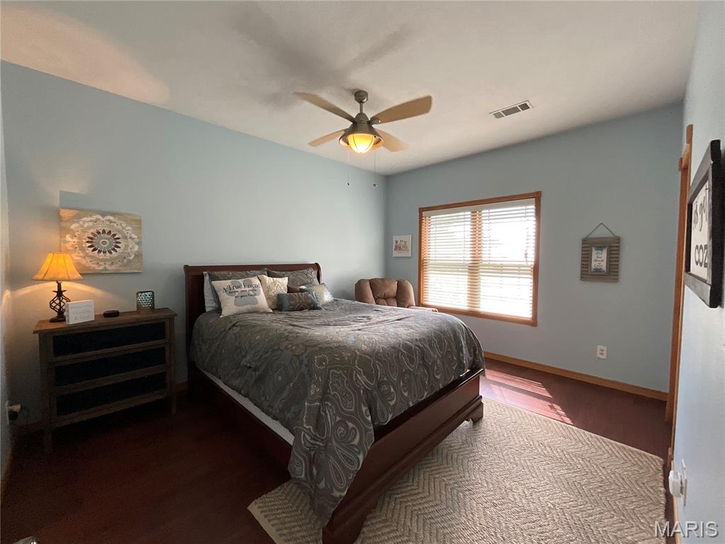610 Oak Park Boulevard Property Photo 77