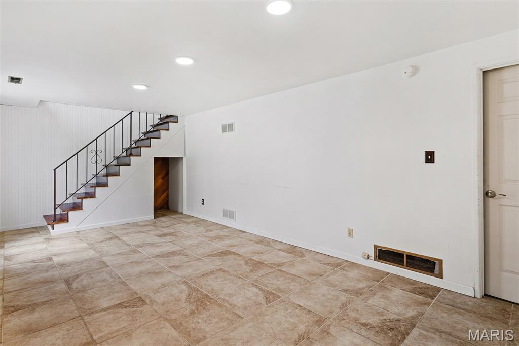 537 Blackberry Path Property Photo 4