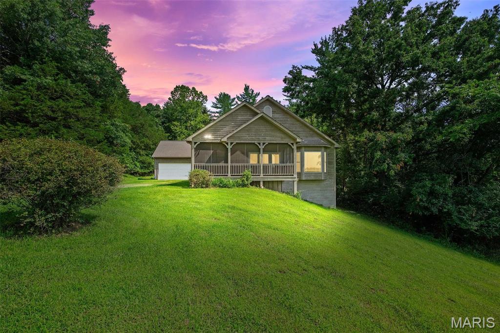 19037 Foxrun Hollow Lane Property Photo 1