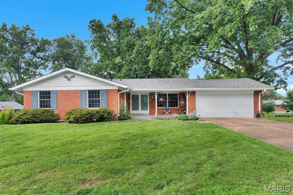 5837 Oak Forest Lane Property Photo 1