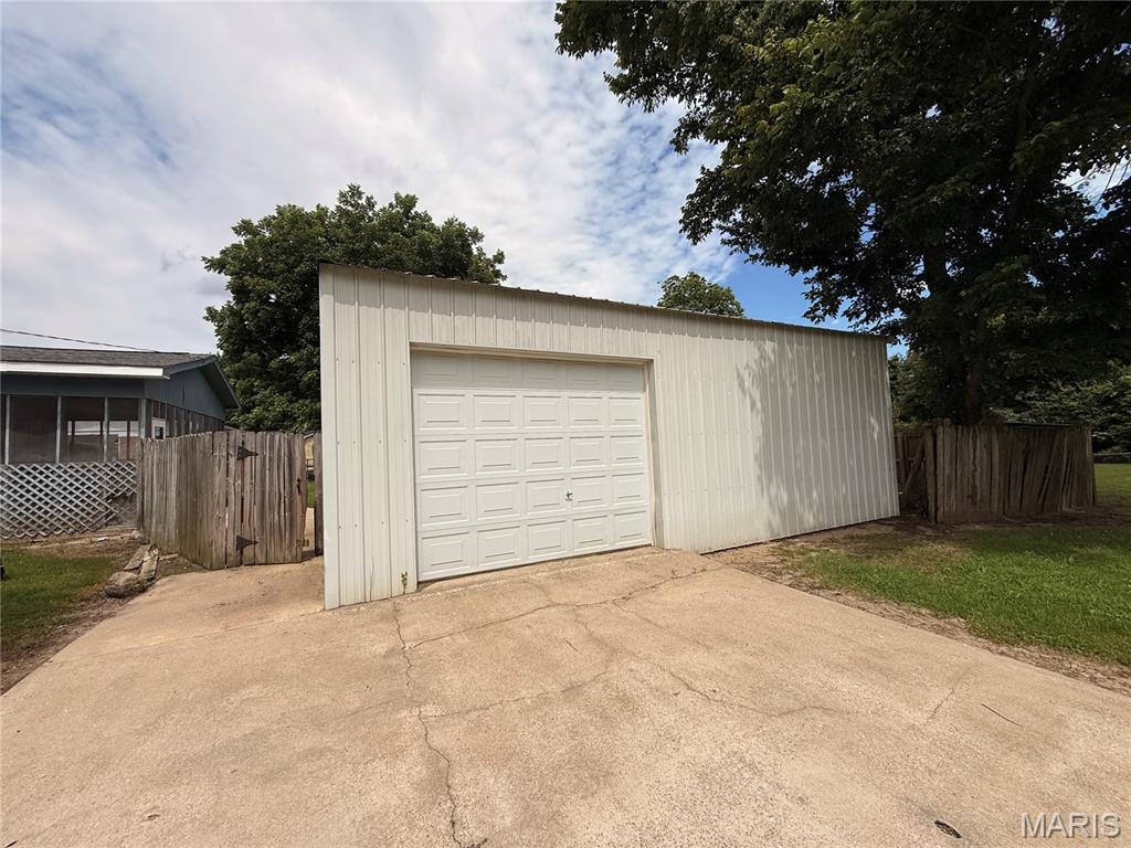 309 Park Street Property Photo 2