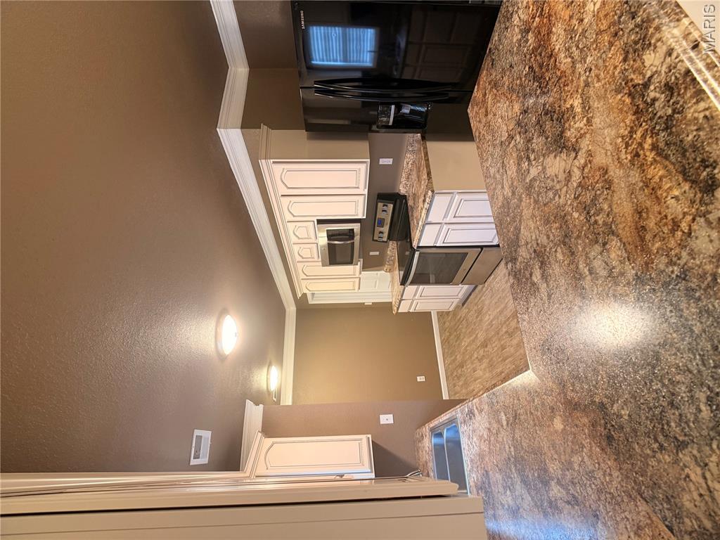 309 Park Street Property Photo 4