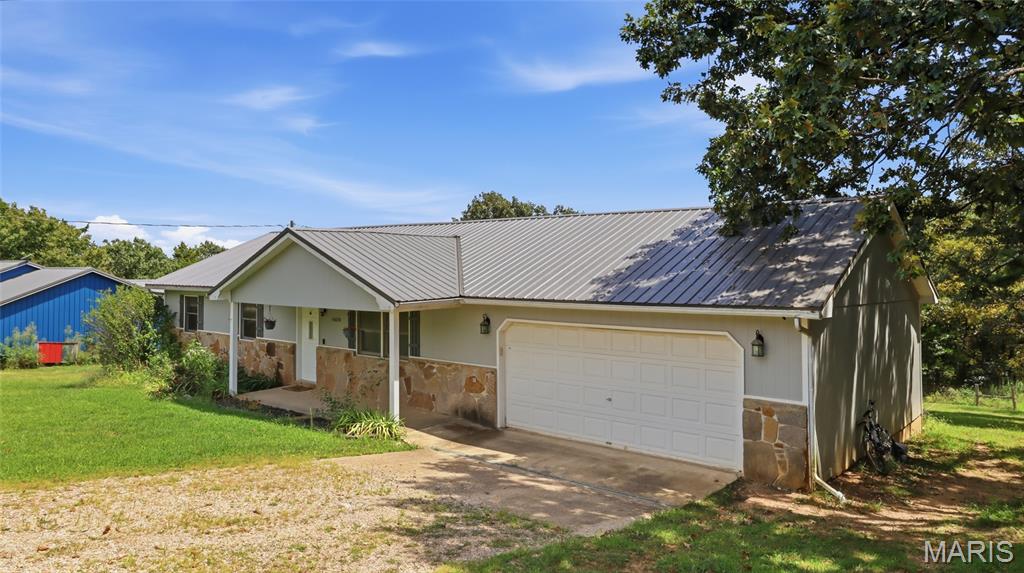 16650 Walnut Drive Property Photo 1
