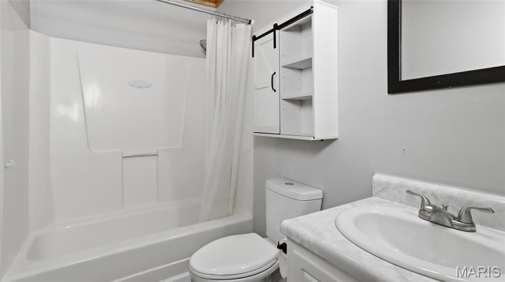 16650 Walnut Drive Property Photo 24