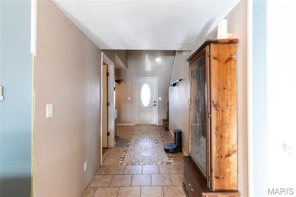 14931 Private Drive 6021 Property Photo 4