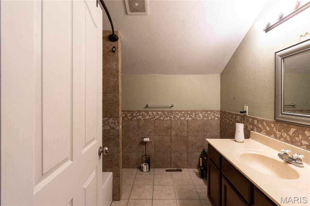 14931 Private Drive 6021 Property Photo 17