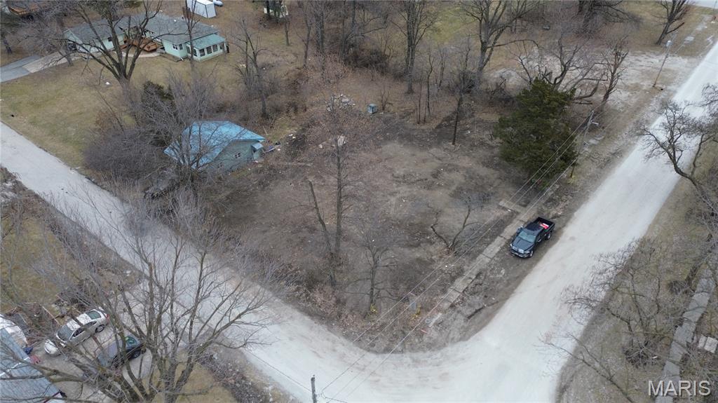 323 W Phipps Property Photo 1