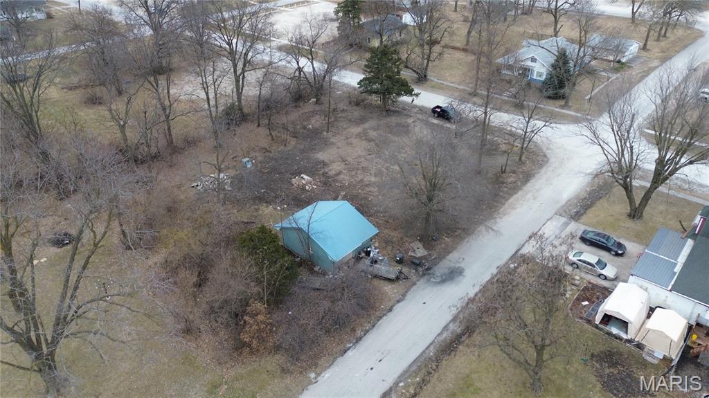 323 W Phipps Property Photo 2
